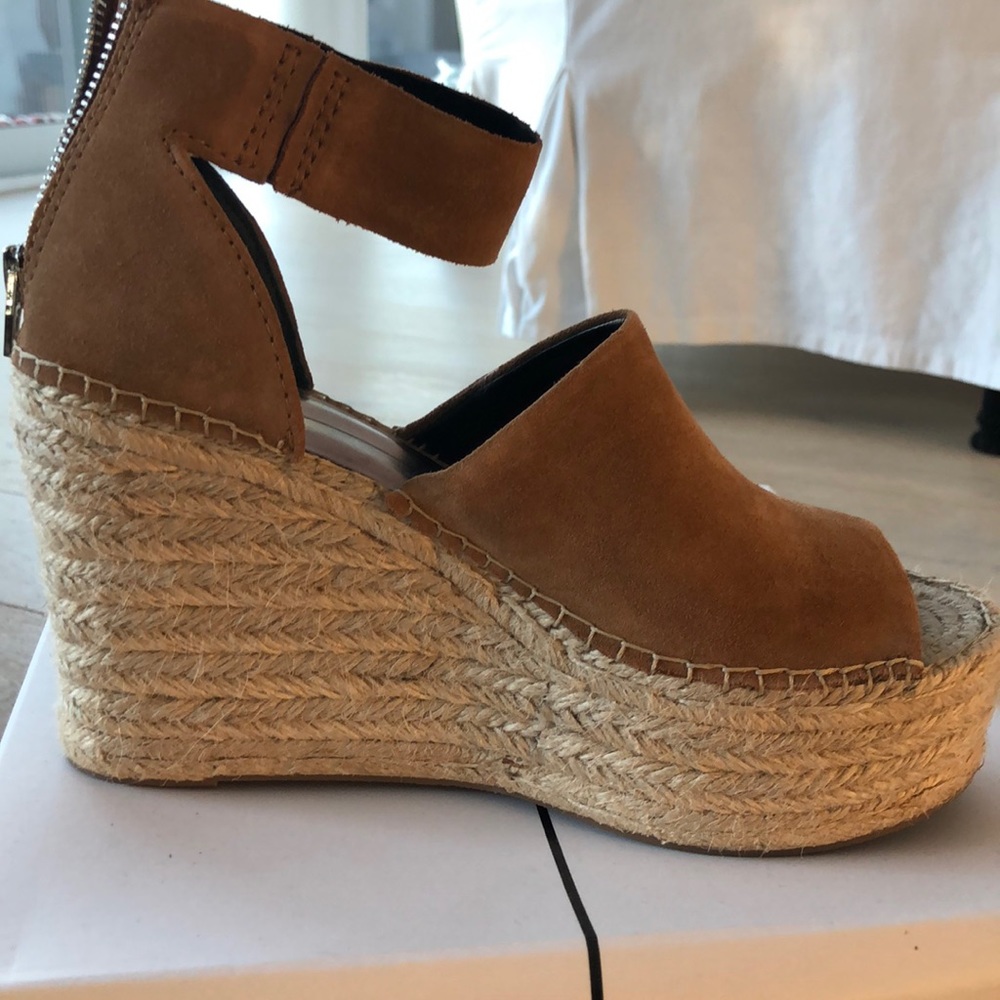 Dolce Vita Saddle Wedge Suede NWT